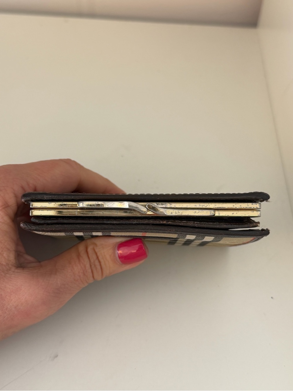Burberry Vintage Check Kiss Lock Wallet - Picture 6 of 11